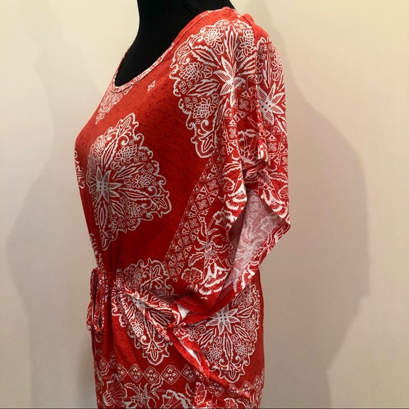 NWOT Summer TOP 🌸 - Picture 3 of 8